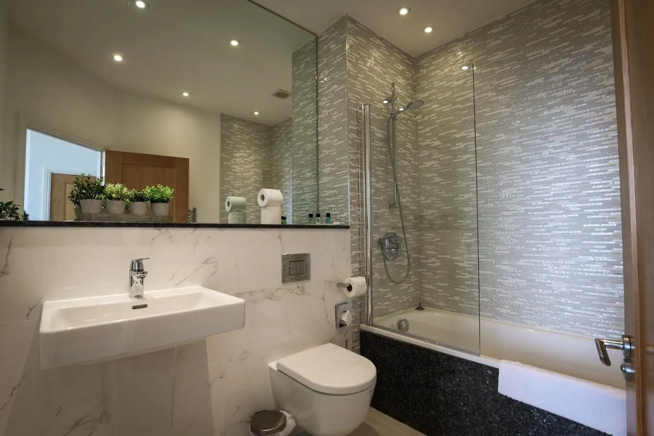 Beachcliff Hotel Cardiff