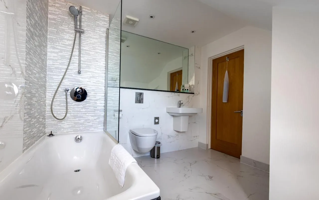Beachcliff Hotel Cardiff