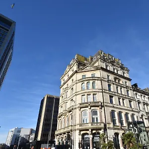 Hotel The Royal, Cardiff